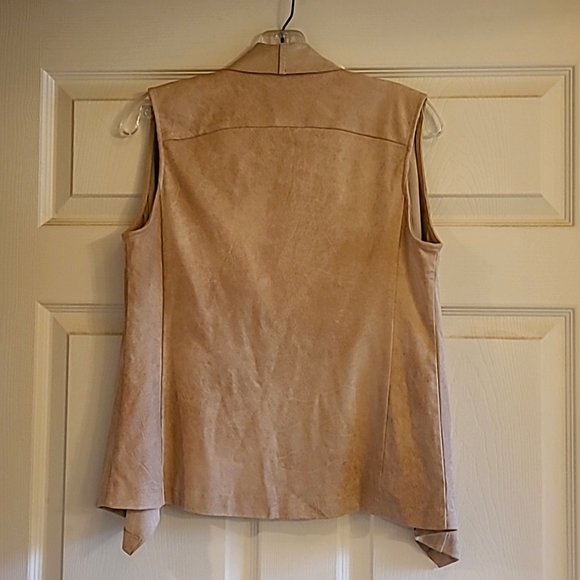 Dressy vest - Picture 3 of 4